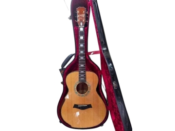 Guitar A031
