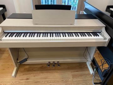 Yamaha YDP-163 WA