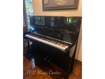 Steinway UP-V125