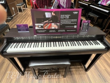 Yamaha CLP-725(1)