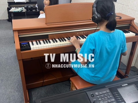 Lớp Học Tại T&V MUSIC 