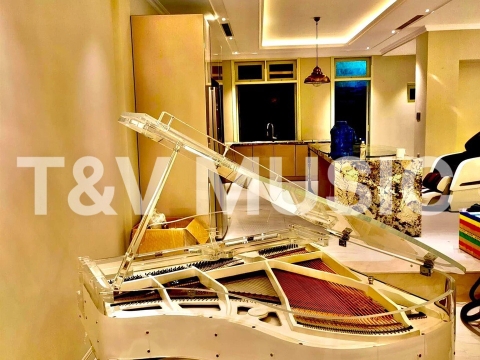 Piano Crystal Kayserburg/Kawai