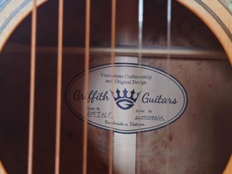 Hàng Guitar Thủ Công Xuất Khẩu Nhật Bản