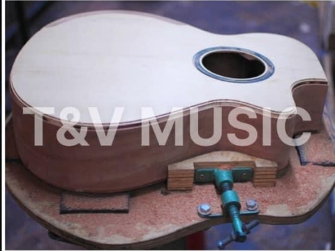 Công Đoạn Sản Xuất Guitar Custom Việt Nam