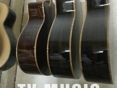 Hàng Guitar Thủ Công Xuất Khẩu Nhật Bản
