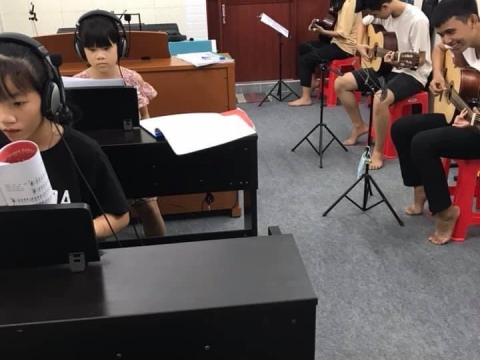 Lớp Học Tại T&V MUSIC 