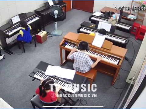 Lớp Học Tại T&V MUSIC 