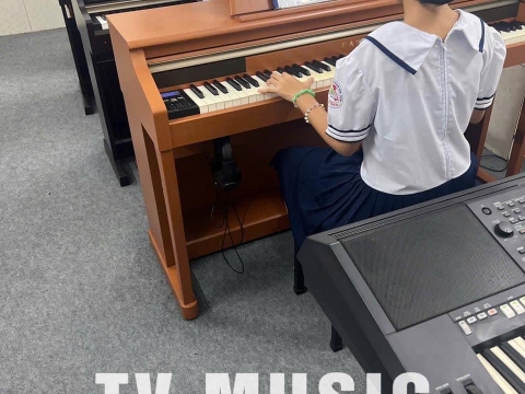Lớp Học Tại T&V MUSIC 