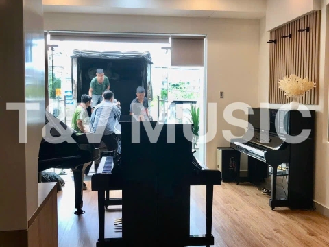 Hình Ảnh Chuẩn Bị Showroom