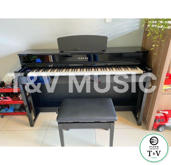 Yamaha CLP-535 ( PE )