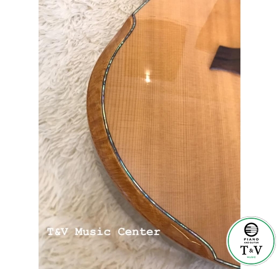 Guitar Dáng L(A012)