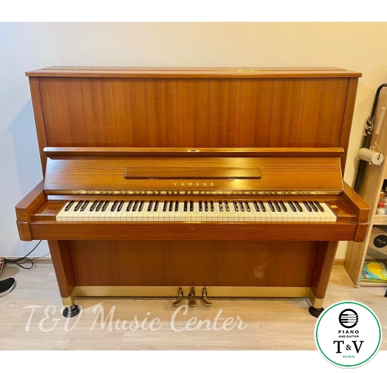 Yamaha U7