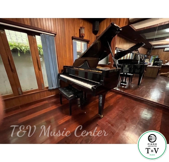 Grand Yamaha G2E