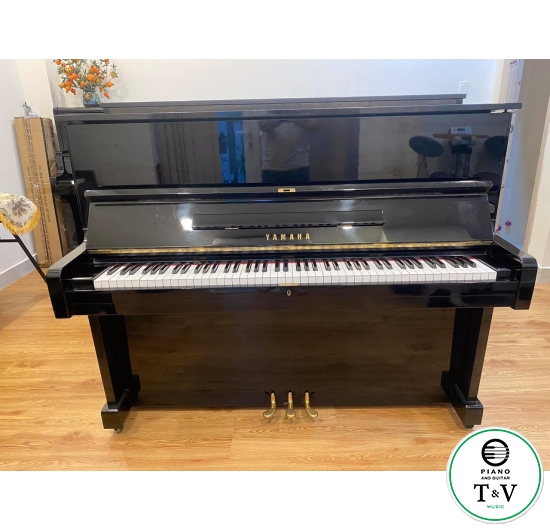Yamaha U1E