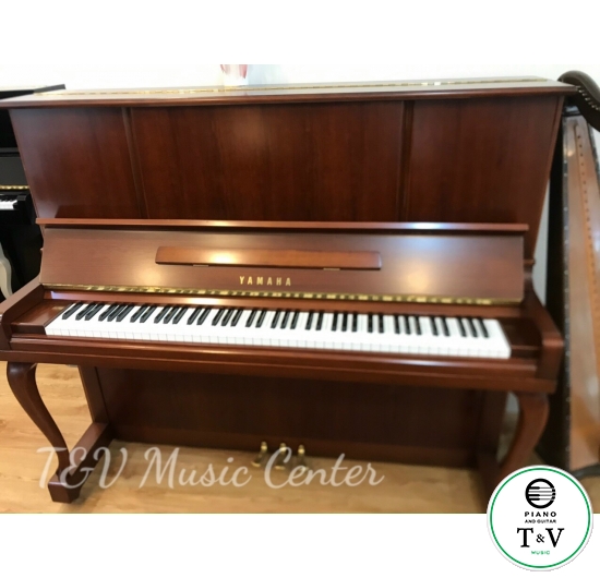 Yamaha U30ChC