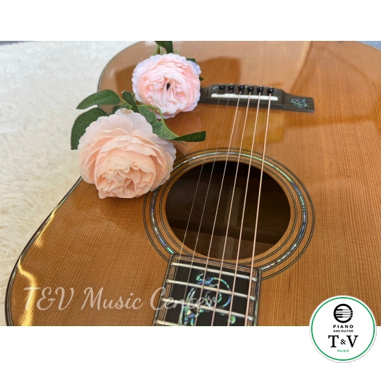 Acoustic Guitar A032 D-45( Martin )