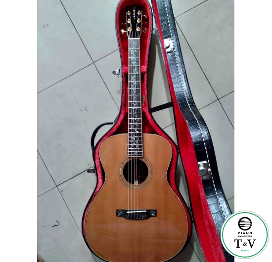Guitar A017