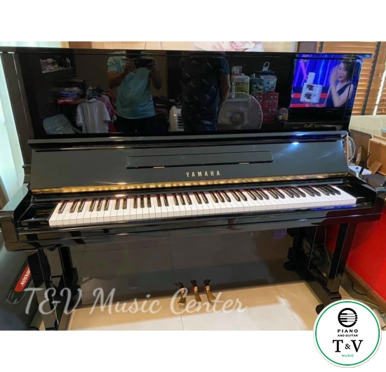 Yamaha U30BL