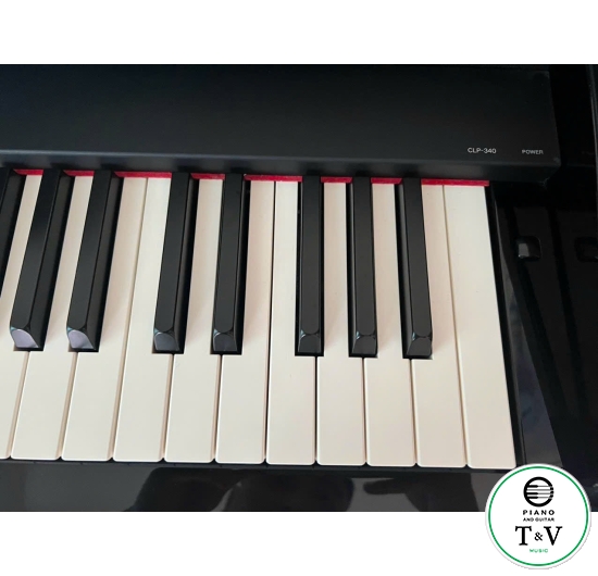 Yamaha CLP-340 PE ( Limited ) 