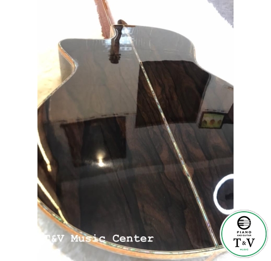 Guitar Dáng L(A012)