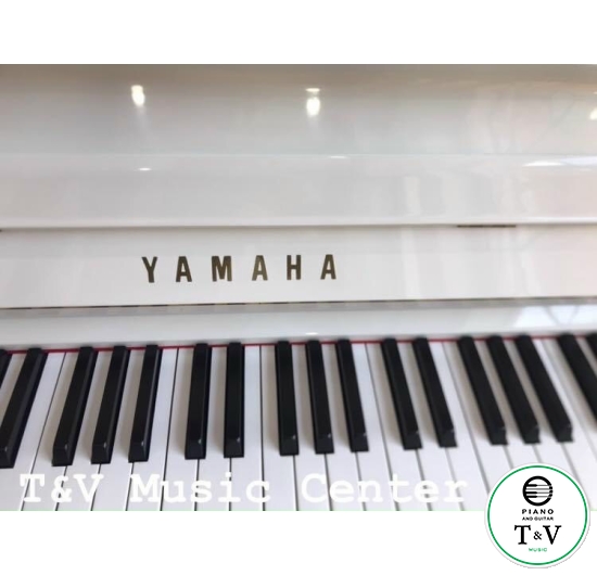 Yamaha U1FWH