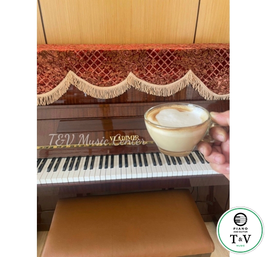 Piano Vladimir