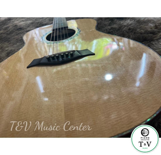 Guitar Acoustic A0102