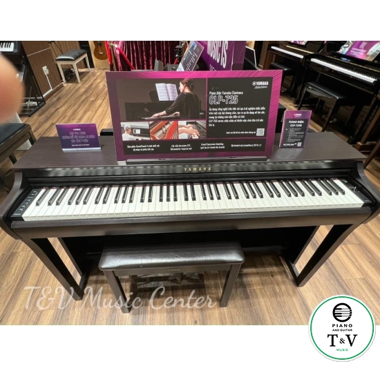 Yamaha CLP-725(1)