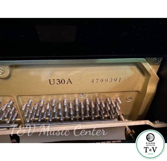 Yamaha U30A