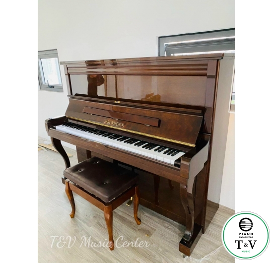 Earl Windsor ( W-113 )