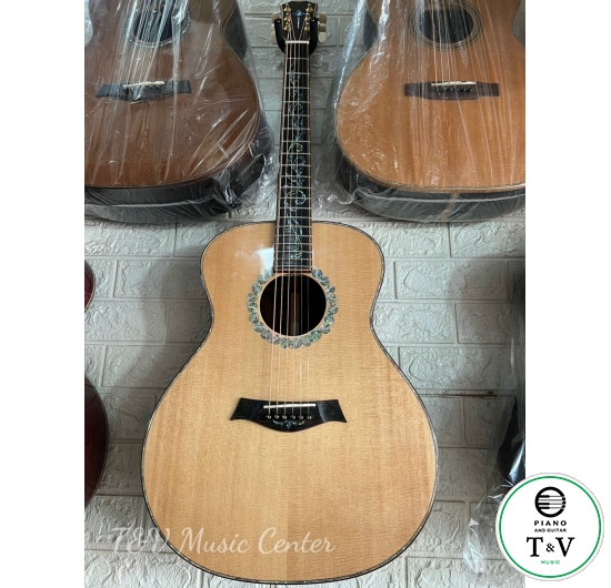 Guitar Acoustic A0102