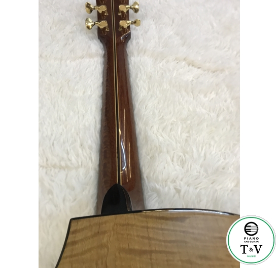 Acoustic Guitar A032( Dáng Taylor)