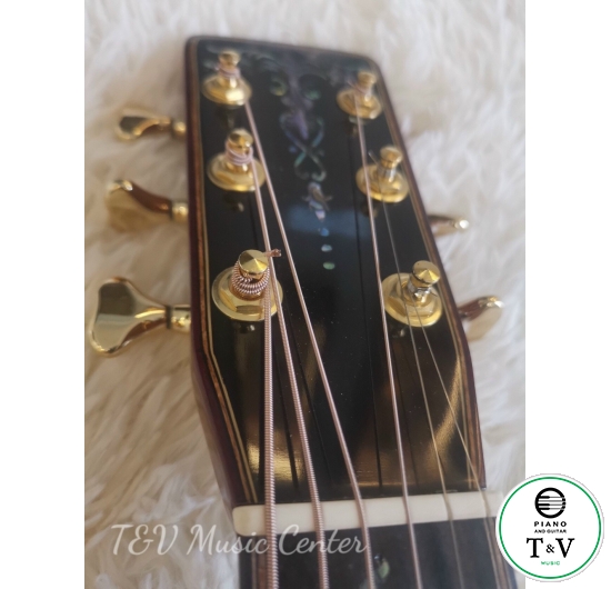 Acoustic Guitar A032 D-45( Martin )