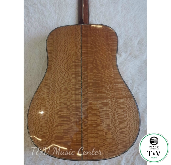 Acoustic Guitar A032 D-45( Martin )